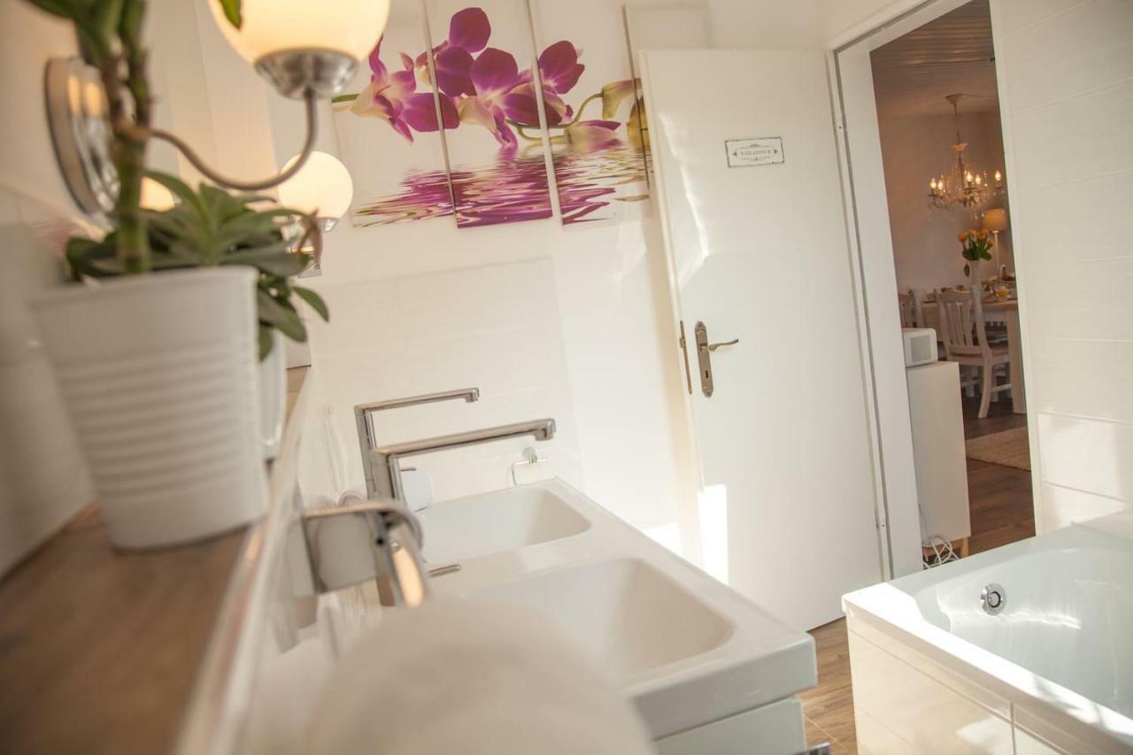 Apartment Jonifee Am Titisee Exterior photo